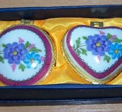 Set de doua casetute cu motive florale