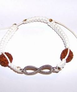 Bratara Feng Shui cu Rudraksha si cifra 8 - alba