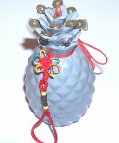 Ananas din ceramica cu Nod mistic si monede